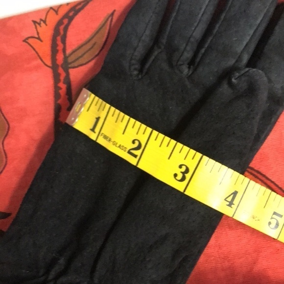 Women’s Black Suede Gloves with Fleece lining Size M Excellent Condition - Picture 8 of 8